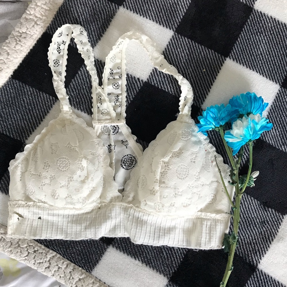 4 for 50✌🏼AERIE PADDED LACE BRALETTE